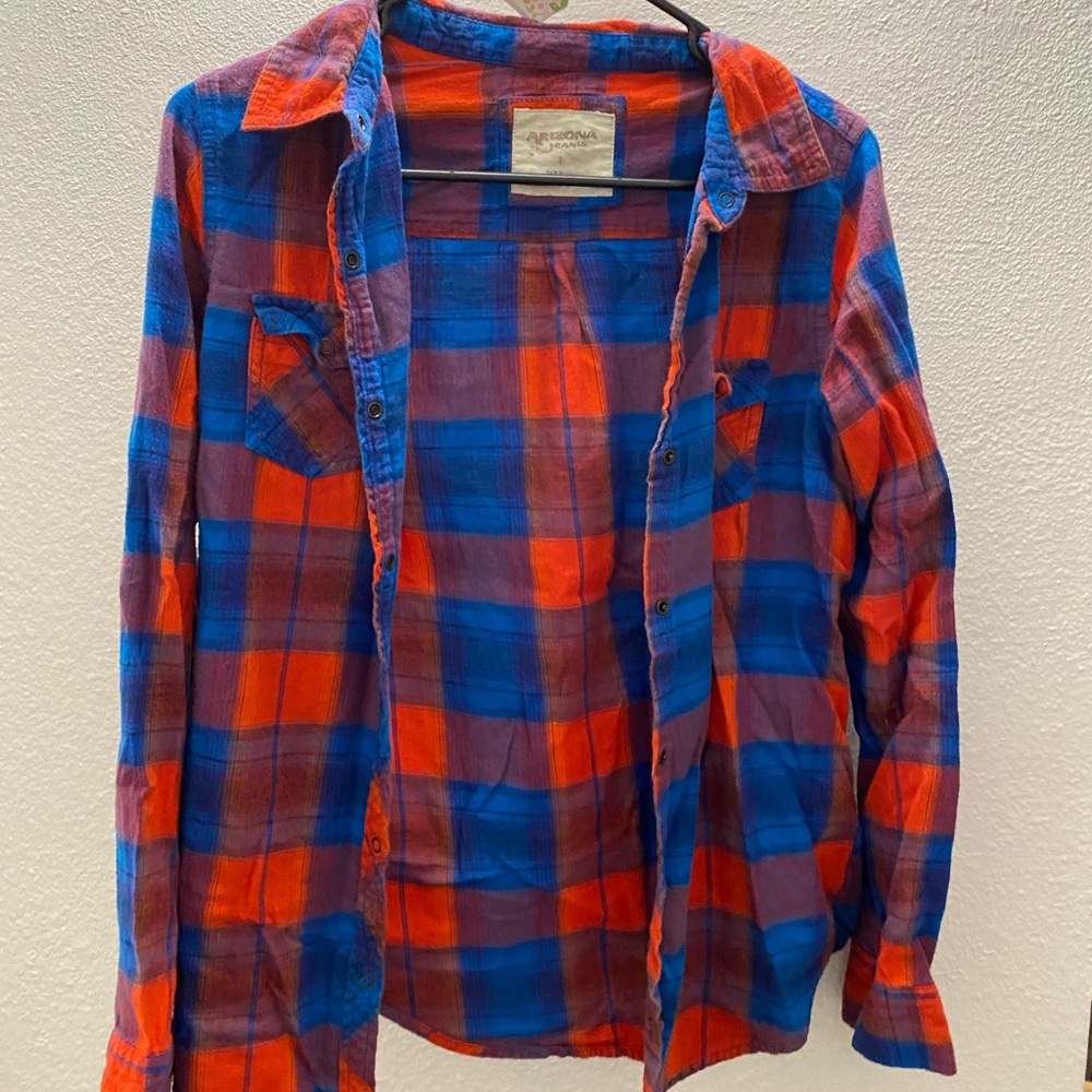 **SOLD** Women’s flannel
